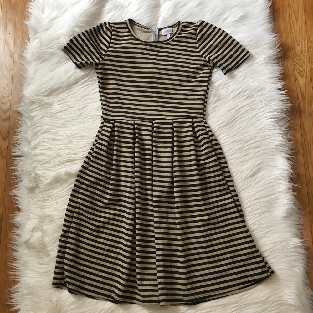 LuLaRoe M Tan and Black Striped Amelia